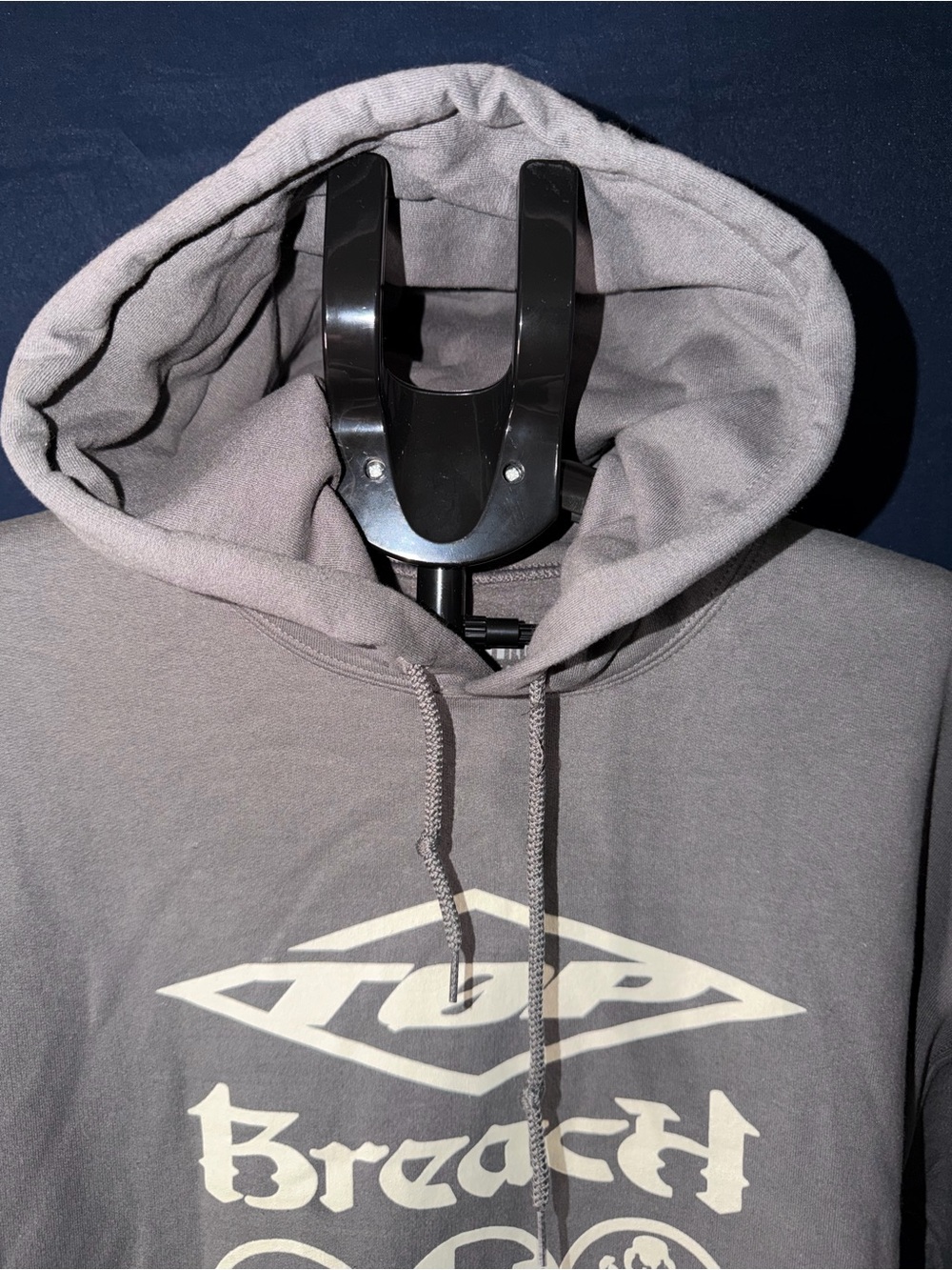 Twenty One Pilots “Breach” Official Merchandise Hoodie – Large – Gray - Picture 5 of 9